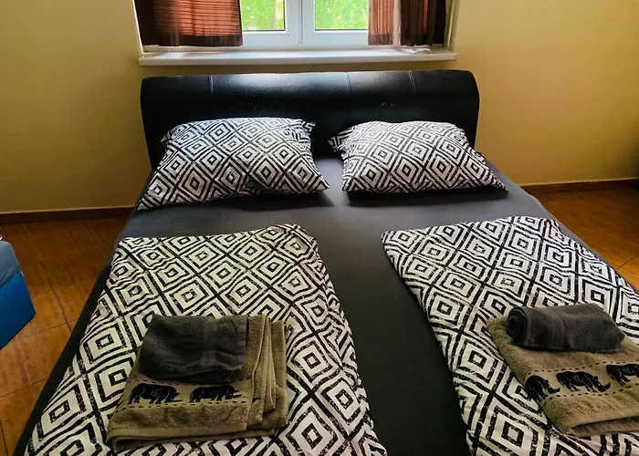 ホステル Balaton Grill Szallas *